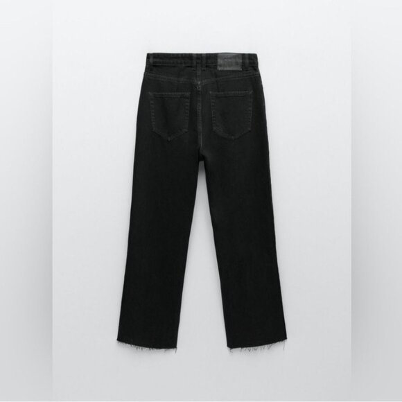 ZARA Straight Leg Jeans High Rise Raw Hem Cropped Washed Black Size US6 - Picture 3 of 9